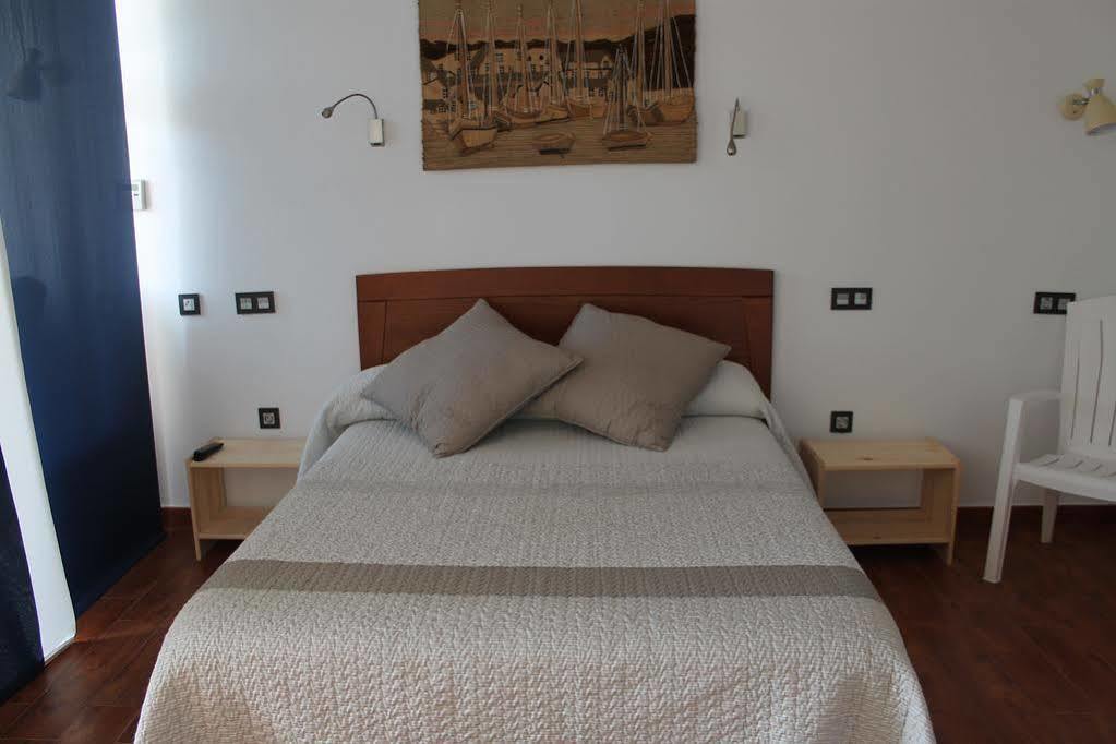 Apartamentos Turisticos Vistademar Luarca Zewnętrze zdjęcie