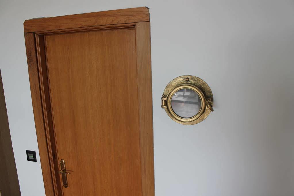 Apartamentos Turisticos Vistademar Luarca Zewnętrze zdjęcie