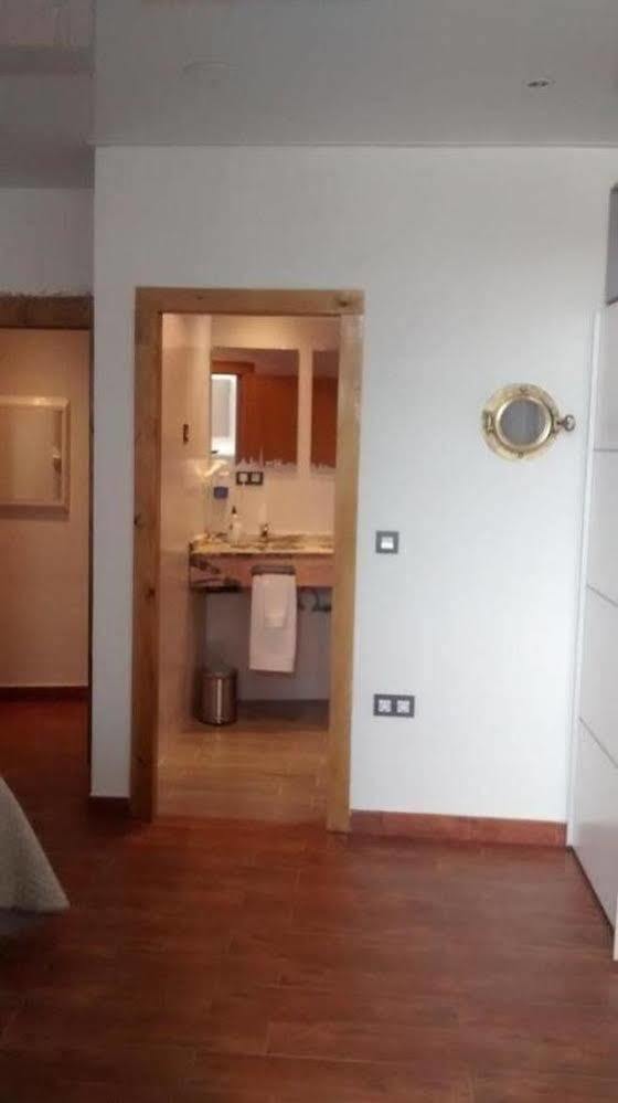 Apartamentos Turisticos Vistademar Luarca Zewnętrze zdjęcie